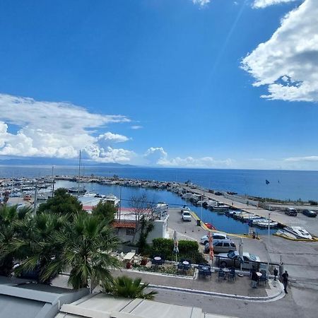 Vicky'S Place Артеміда Екстер'єр фото